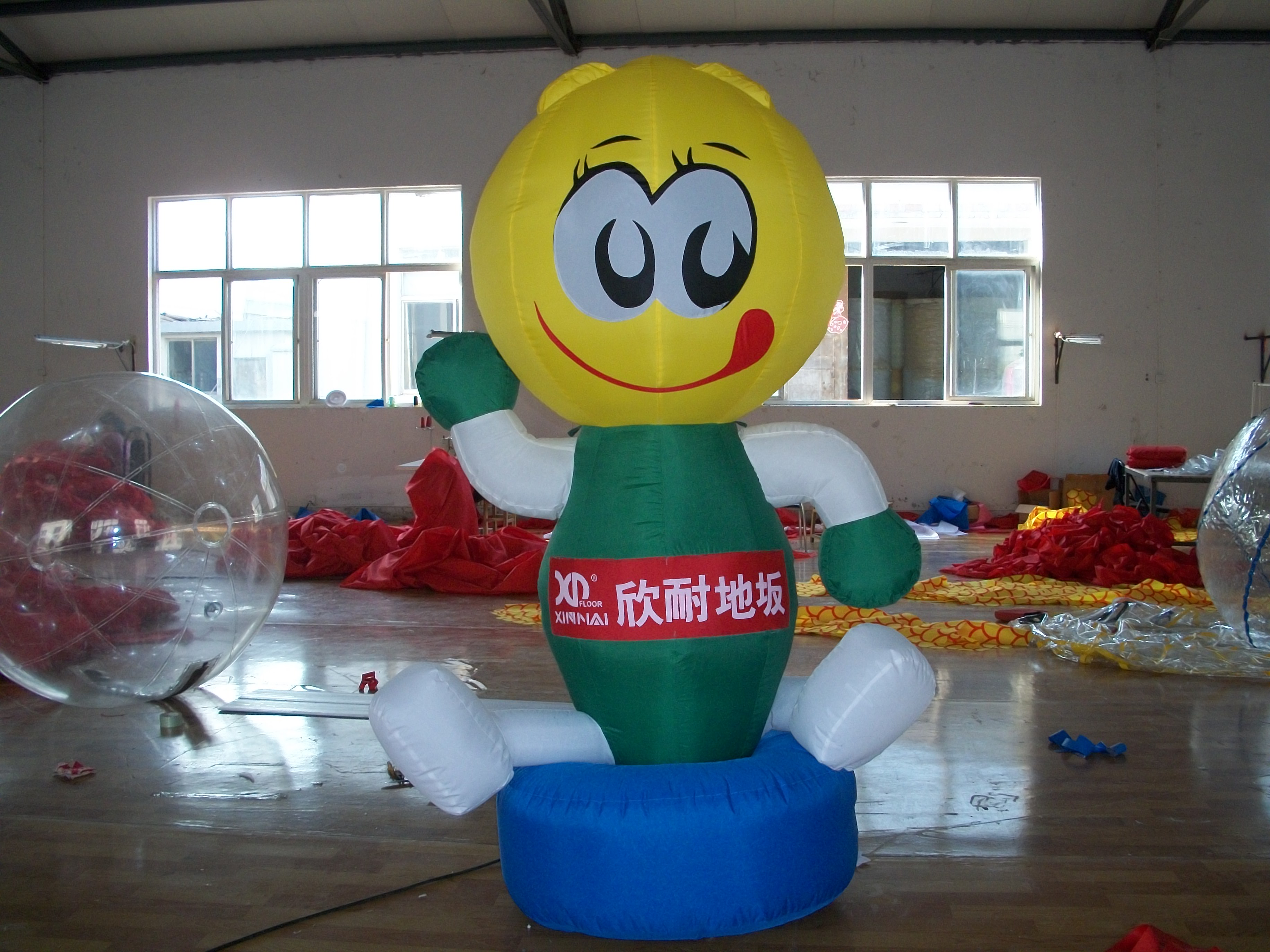 Inflatable cartoon